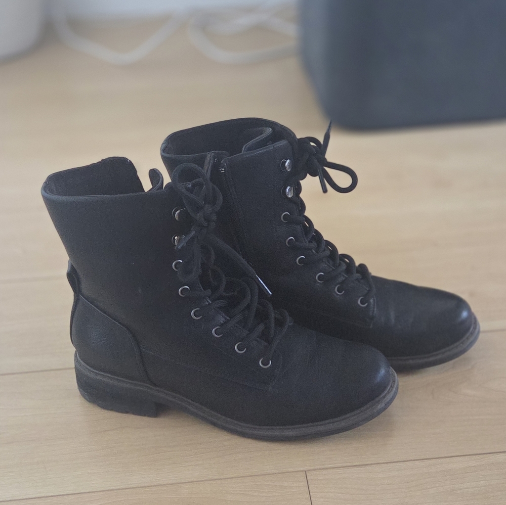BOC Black Lace-Up Women's Boots
